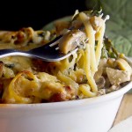 Ravioli zapiekane w miesnym sosie ze szpinakiem / Baked ravioli with meat and spinach sauce