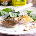 Karp z musem chrzanowym i prazonymi migdalami / Carp with horseradish mousse and roasted almonds