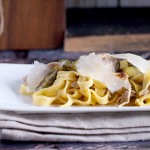 Tagliatelle z kurczakiem i szparagami w kremowym sosie musztardowym