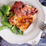 Grillowane kotlety wieprzowe z chutneyem rabarbarowym / Grilled pork chops with rhubarb chutney