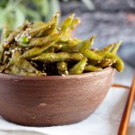 Edamame w słodko-pikantnej glazurze / Sweet and spicy glazed edamame