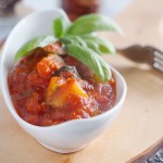 Cukinia w sosie z pomidorów i pieczonej papryki / Zucchini with tamto and roasted pepper sauce