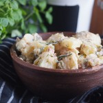 Sałatka ziemniaczana z boczkiem ogórkami kiszonymi / Potato salad with bacon and dill pickles