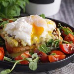 Tosty z awokado i jajkiem w koszulce / Avocado toast witch poached egg