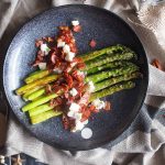 Szparagi-z-boczkiem-i-gorgonzola-Bacon-gorgonzola-asparagus