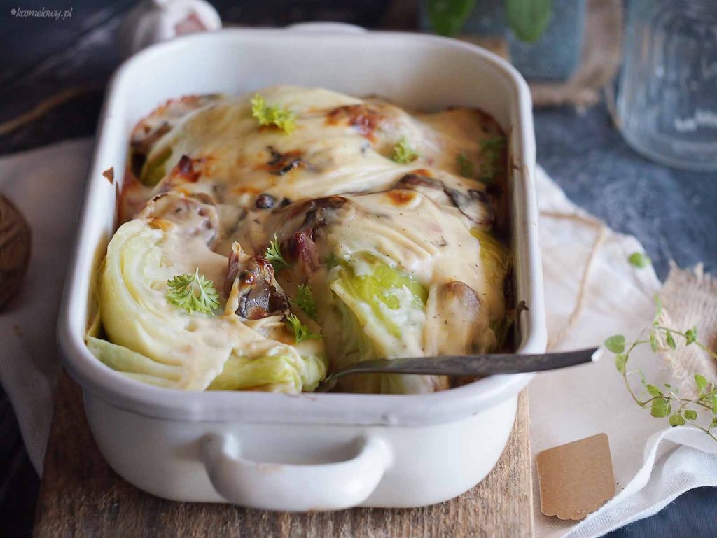 Mloda-kapusta-zapiekana-w-beszamelu-Young-cabbage-baked-with-bechamel-sauce