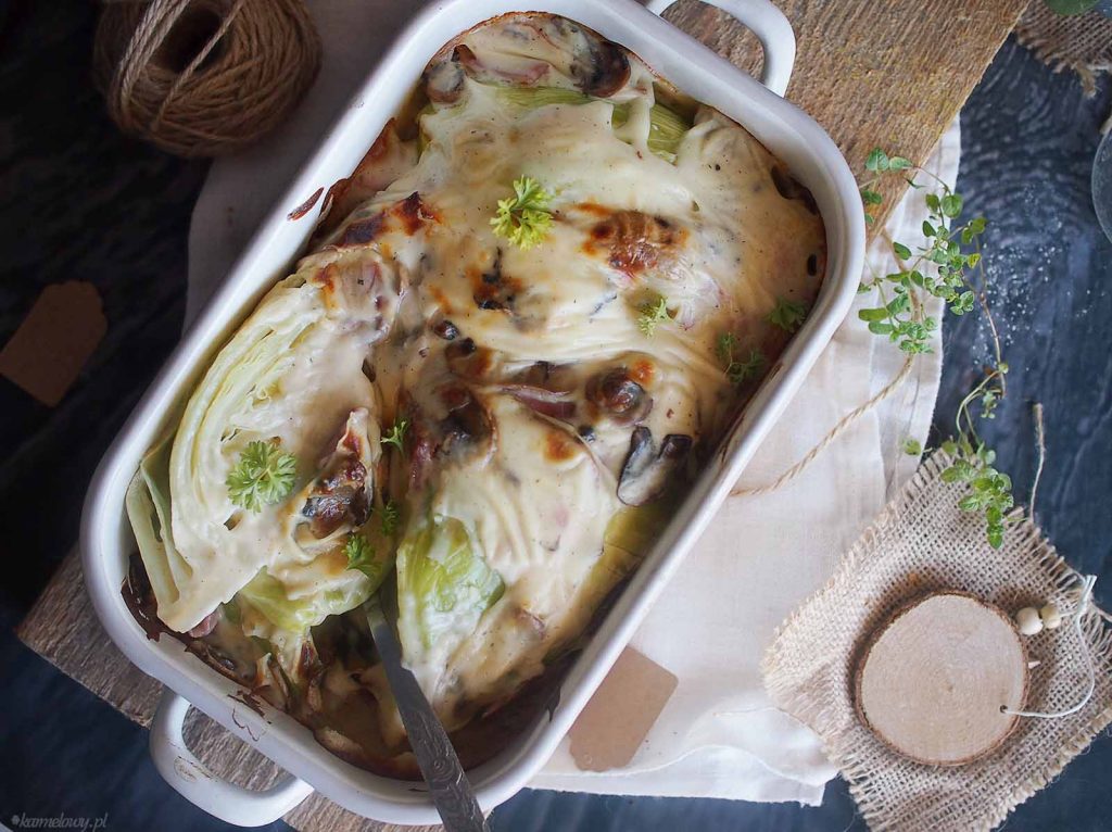 Mloda-kapusta-zapiekana-w-beszamelu-Young-cabbage-baked-with-bechamel-sauce