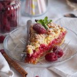Latwa-szarlotka z-malinami-Easy-apple-cake-with-raspberries