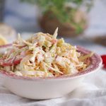 Pikantna-surowka-z-kapusty-Spicy-Coleslaw
