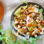 Salatka-tajska-z-dresingiem-orzechowym-Thai-salad-with-peanut-dressing