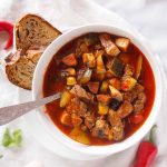 Leczo-z-cukinia-chorizo-i-wolowina-Beef-chorizo-and-zucchini-stew
