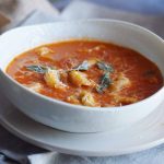 Zupa-pomidorowa-z-tortellini-Tomato-Tortellini-Soup