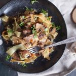 Makaron-z-kaczka-i-grzybami-Pasta-with-roasted-duck-and-mushrooms