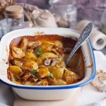 Zapiekane-ziemniaki-z-grzybami-i-cebula-Potato-mushroom-and-onion-bake
