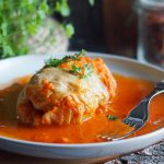 Gołabki-w-sosie-pomidorowym-Stuffed-cabbage-rolls-with-tomato-sauce